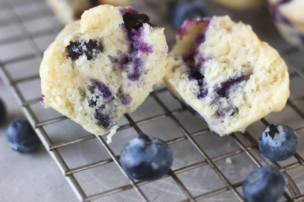 Blueberry Mini Muffins - Lolo Home Kitchen