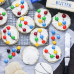 Christmas light sugar cookies with cream cheese frosting