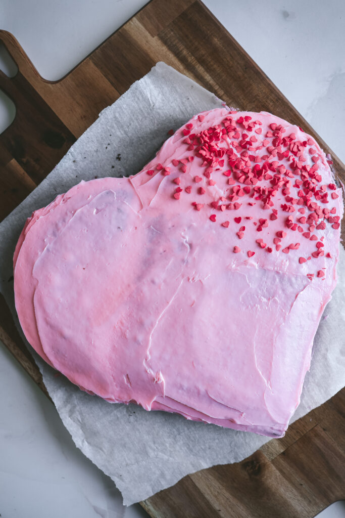How to Make a Heart Shaped Cake