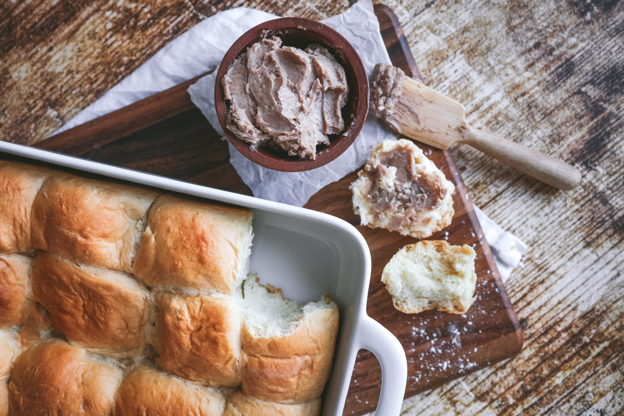 Homemade Rolls with Whipped Cinnamon Honey Butter Recipe