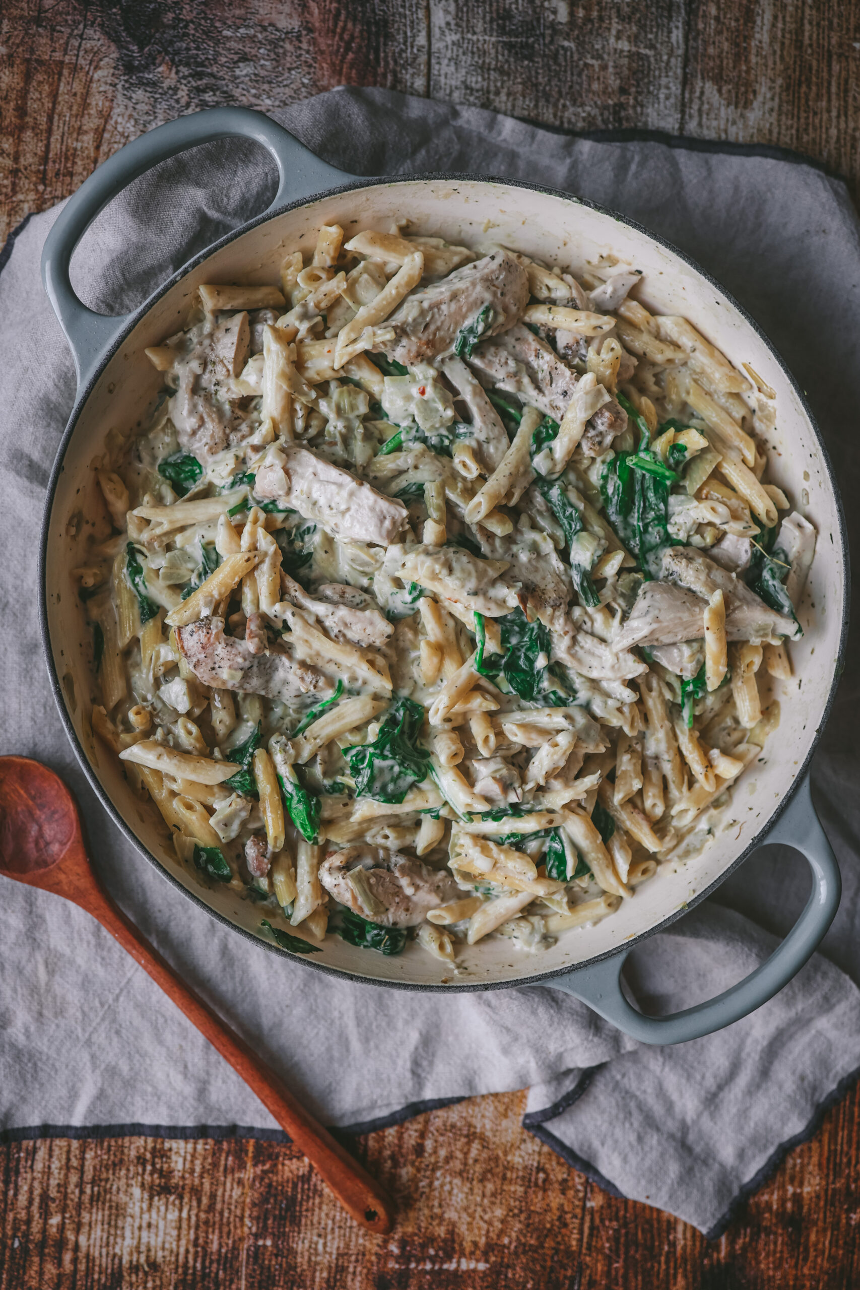 Creamy Spinach Artichoke Chicken Pasta