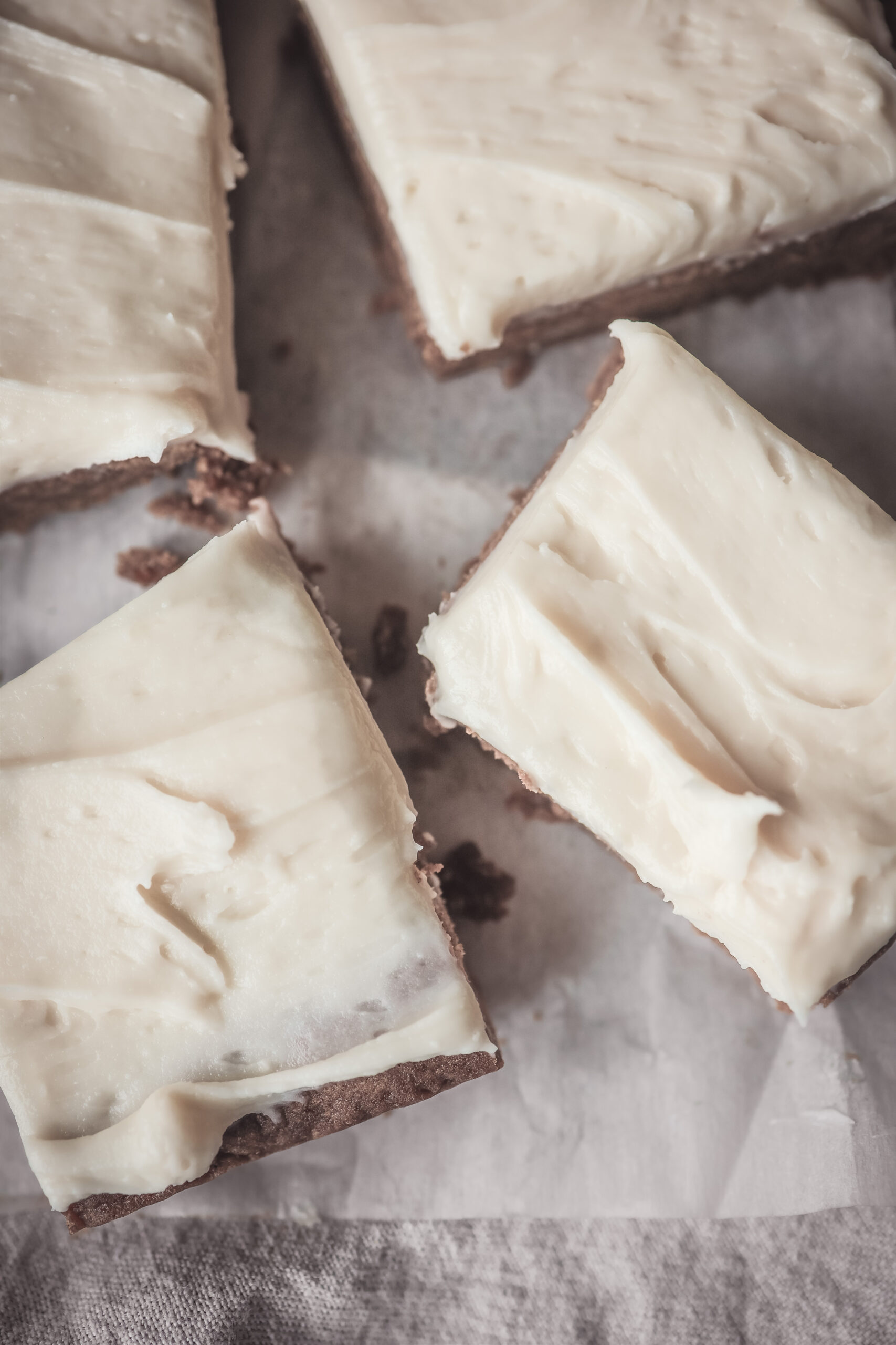 Gingerbread Cookie Bars